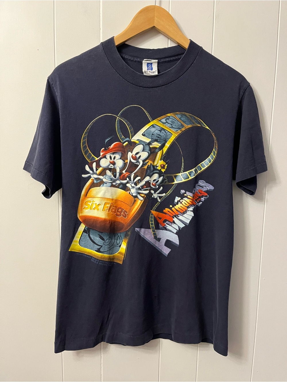 1997 Vintage Animaniacs Six Flags Graphic Single Stitch T-shirt Rollercoaster